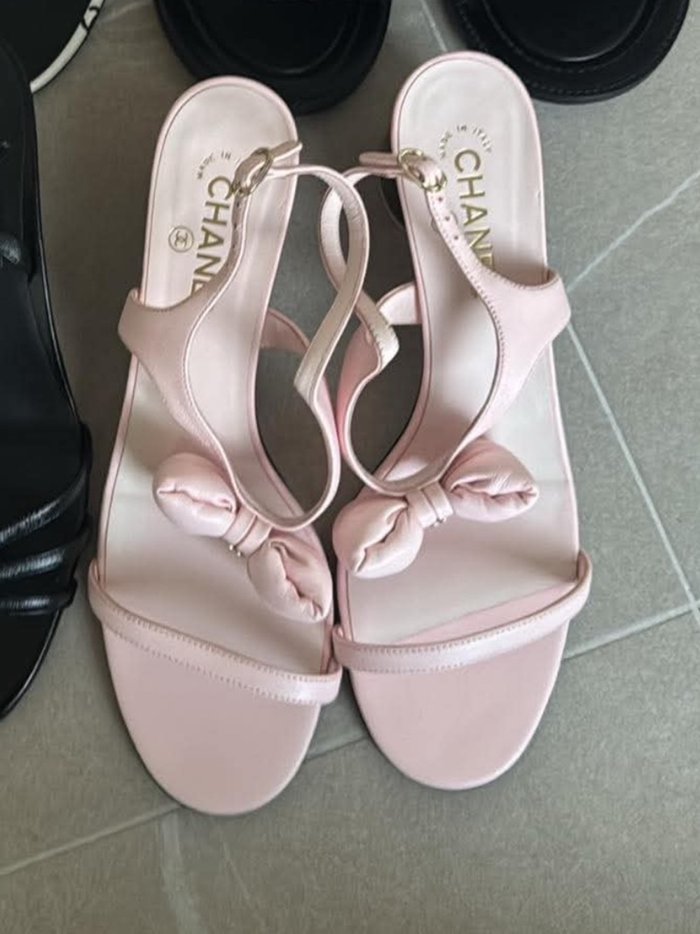 CHANEL Baby Pale Pink Bow Sandals